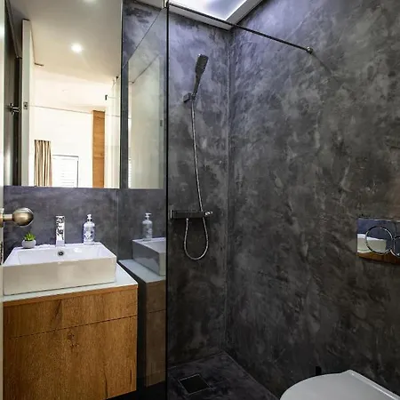 Alcantara Factory I Lejlighed *